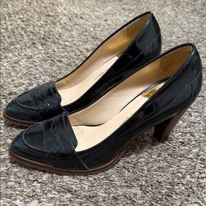 Come Haan dark green nike air sole patent leather woman shoe size 9